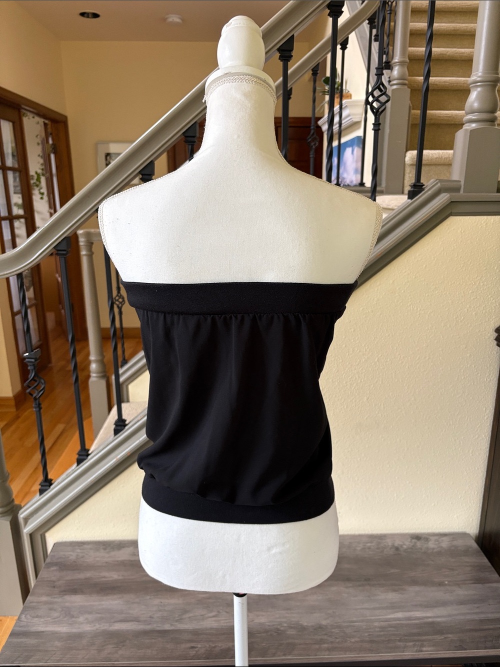 Old Navy Black Strapless Tube Top Size Small - Picture 4 of 11